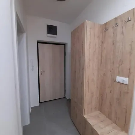 Apartamento Lovely Studio In *